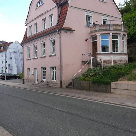 Moderne Wohnung In Barockem Altstadthaus Nahe Altstadt Und Radweg Blieskastel Exterior foto